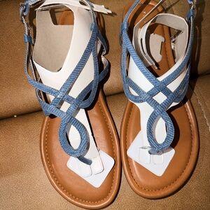 Kelly & Katie White and Blue Strappy Toe-Loop Sandals